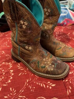 Little girls Brown Embroidered Western Boots with Turquoise Lining